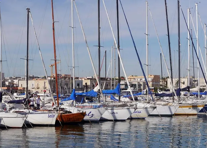 The Architect לינה וארוחת בוקר בארי