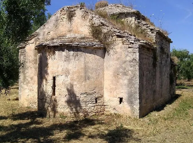 The Architect לינה וארוחת בוקר בארי